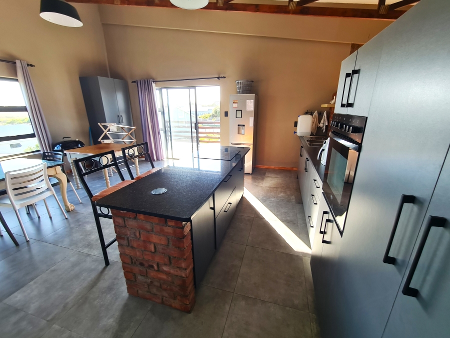 3 Bedroom Property for Sale in Paradise Beach Eastern Cape